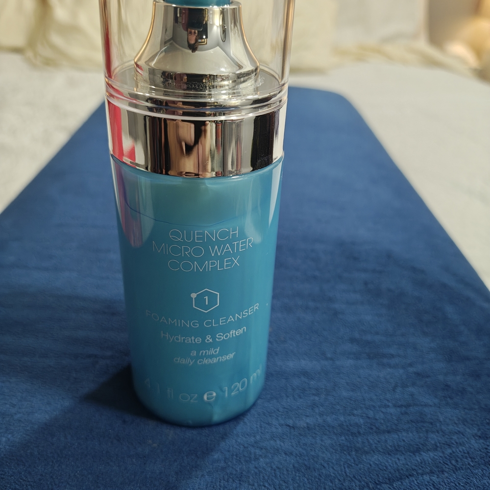 Quench Micro Water Complex Foaming Cleanser